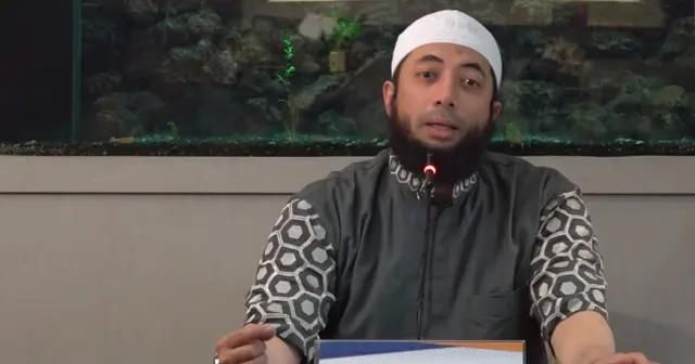 7 Fakta Keluarga Ustaz Khalid Basalamah, Memiliki Istri Mualaf